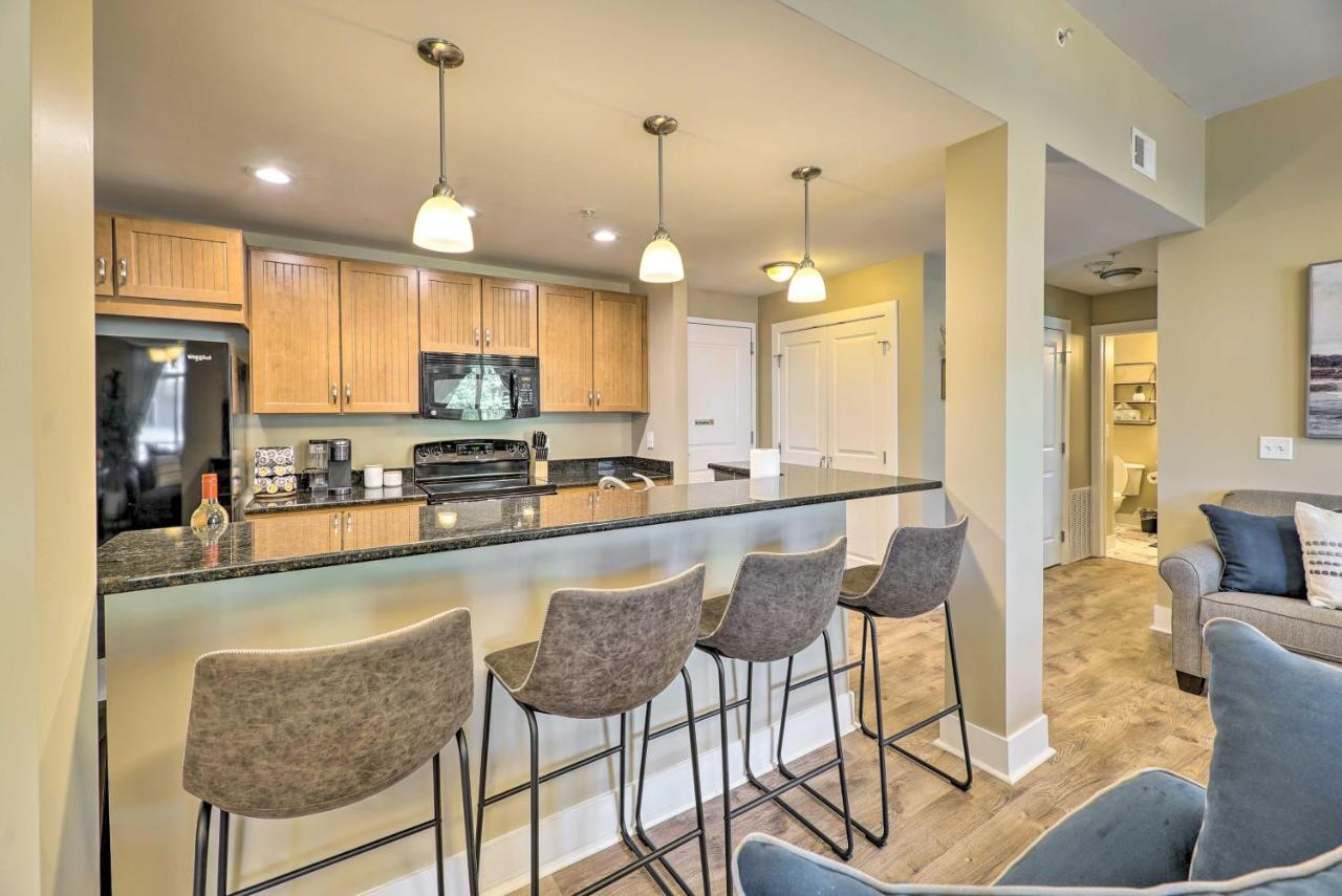 Grand Haven Condo - Walk To Nearby Hot Spots! Εξωτερικό φωτογραφία