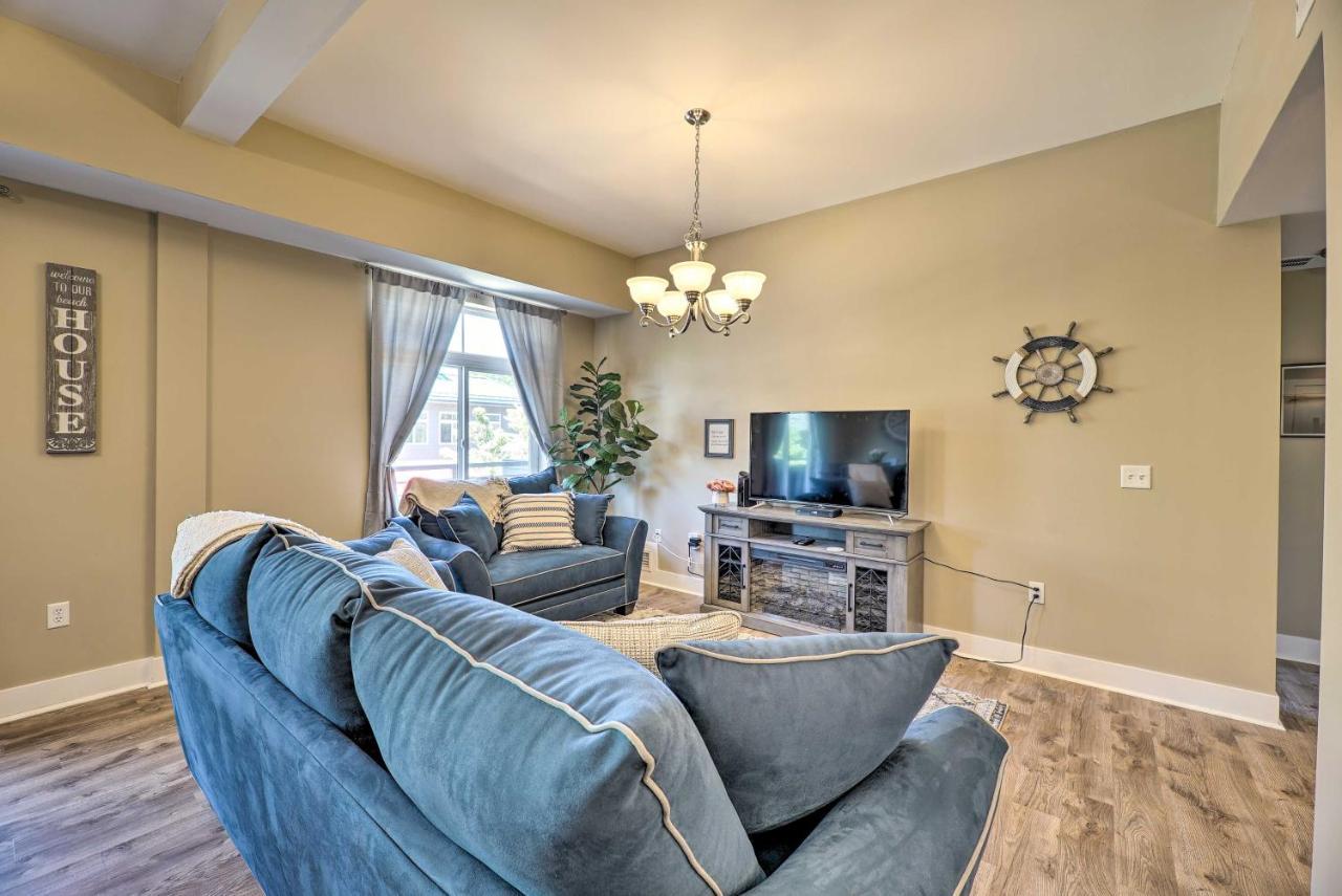 Grand Haven Condo - Walk To Nearby Hot Spots! Εξωτερικό φωτογραφία