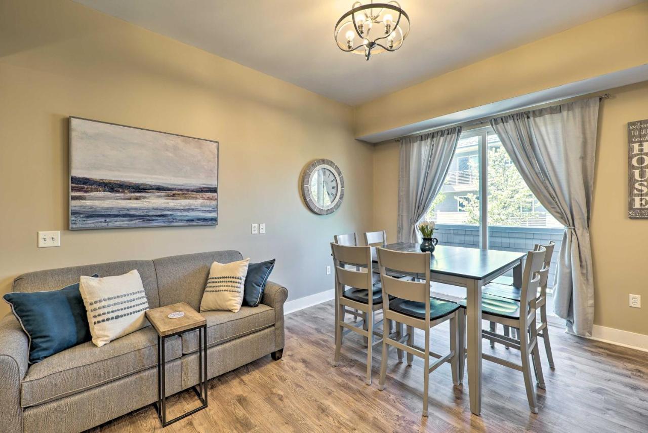 Grand Haven Condo - Walk To Nearby Hot Spots! Εξωτερικό φωτογραφία