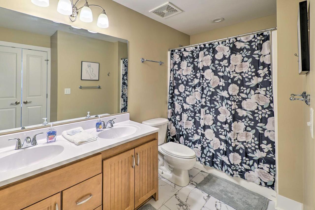 Grand Haven Condo - Walk To Nearby Hot Spots! Εξωτερικό φωτογραφία