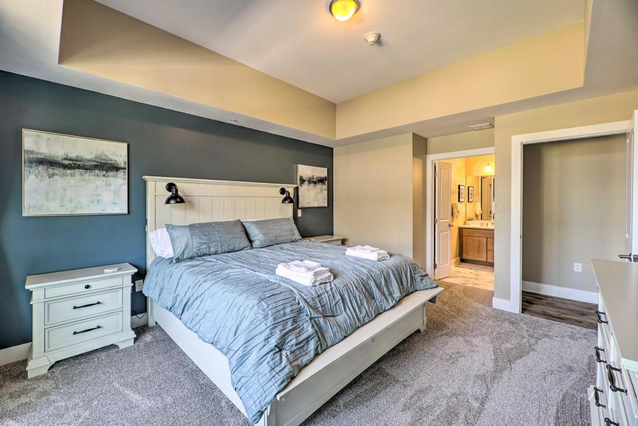 Grand Haven Condo - Walk To Nearby Hot Spots! Εξωτερικό φωτογραφία