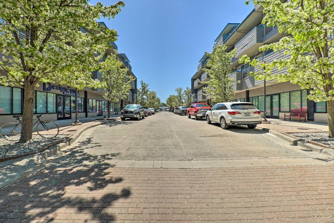 Grand Haven Condo - Walk To Nearby Hot Spots! Εξωτερικό φωτογραφία